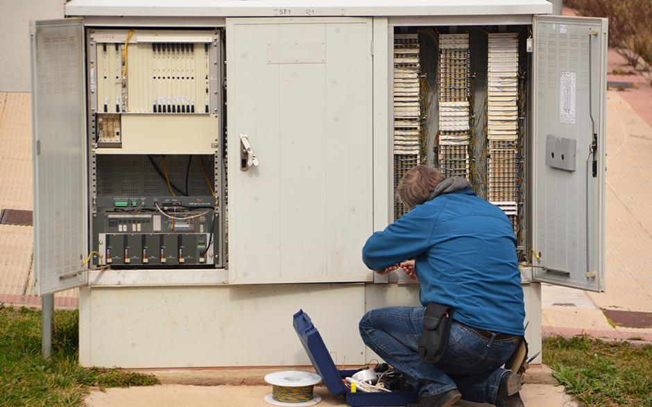 taux horaire électricien Dammartin-en-Serve
